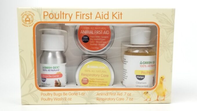 Green Goo Poultry First Aid Kit